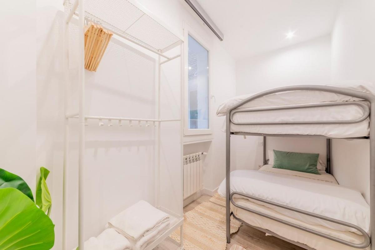 Encantador Apartamento Atocha Мадрид Экстерьер фото