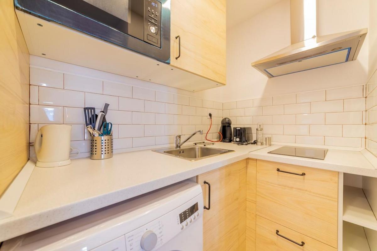 Encantador Apartamento Atocha Мадрид Экстерьер фото