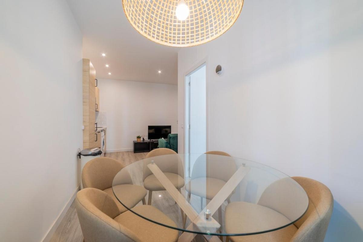 Encantador Apartamento Atocha Мадрид Экстерьер фото